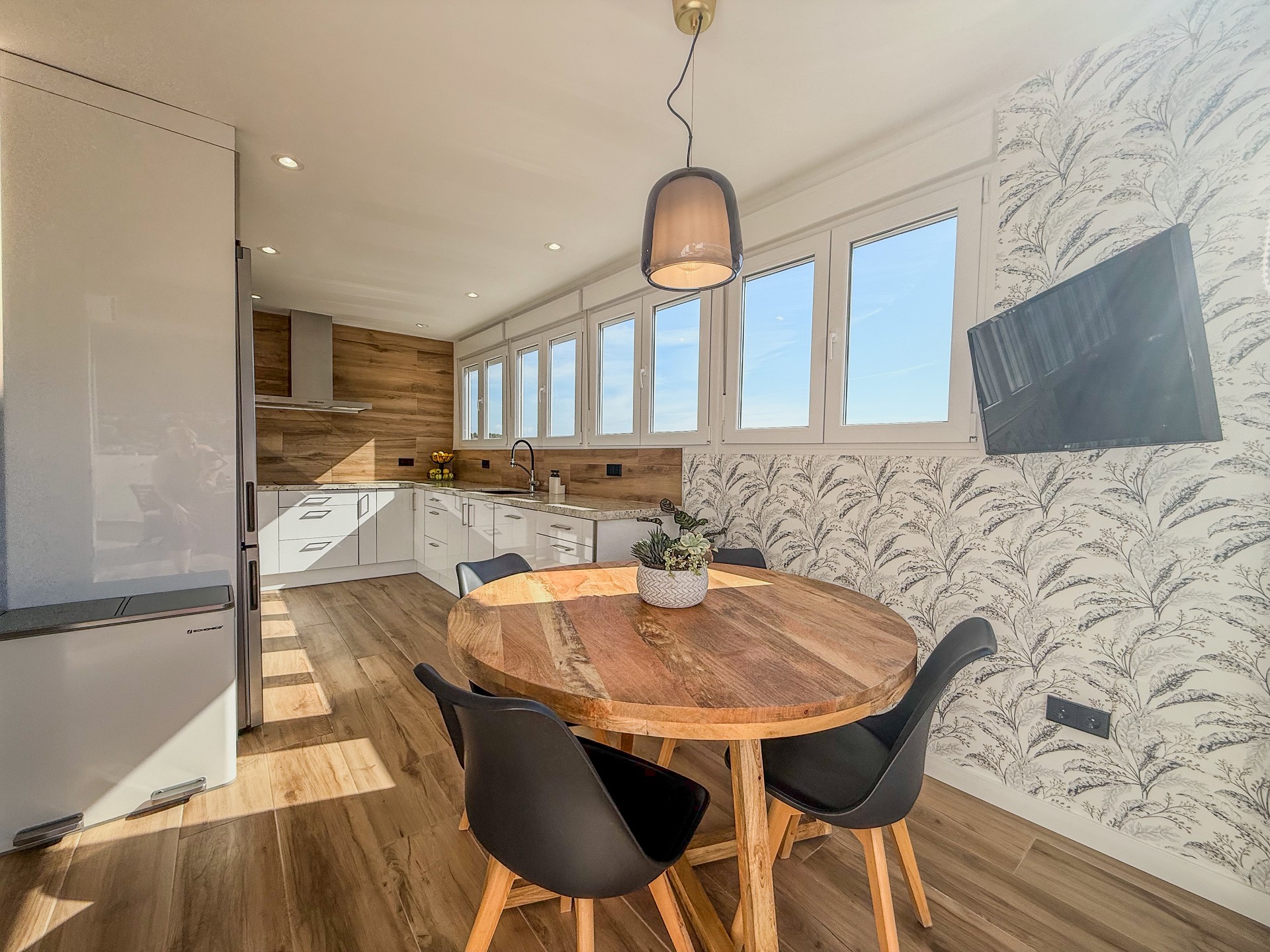 Apartament z 3 sypialniami w Denia