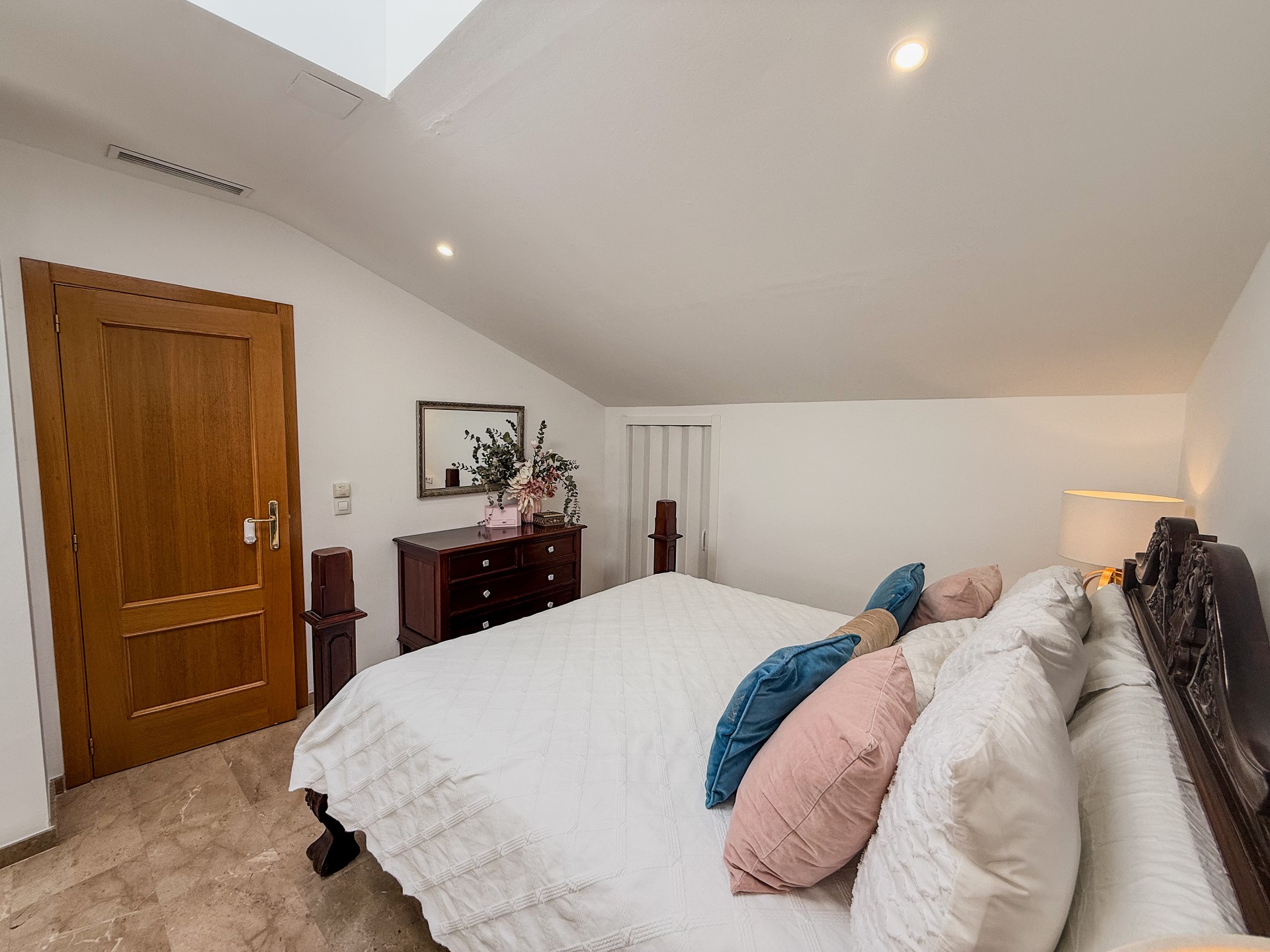 Apartament z 3 sypialniami w Denia