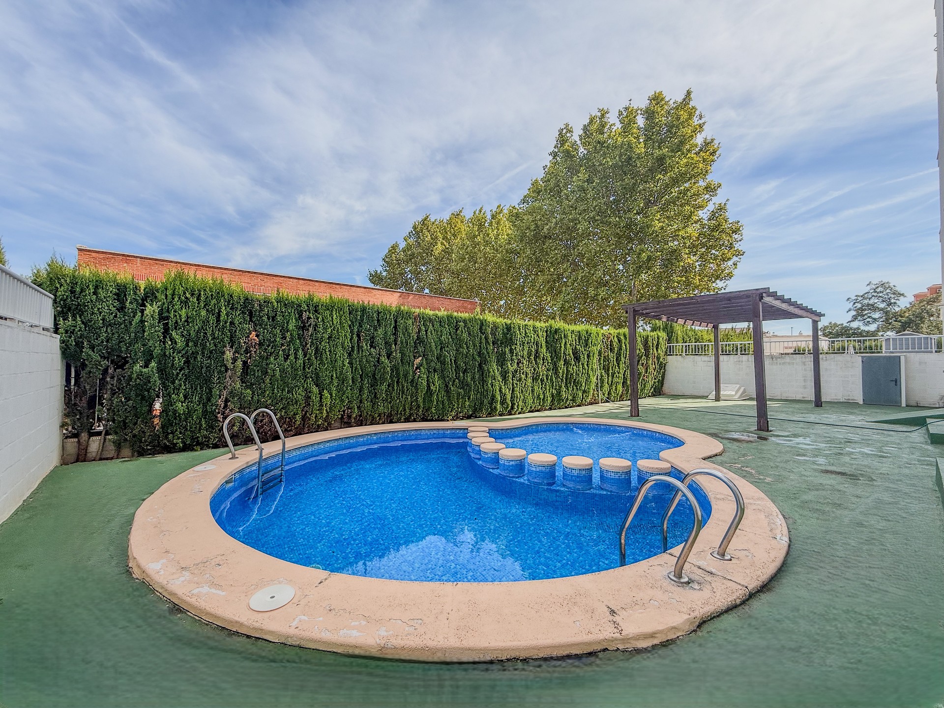 Apartament z 3 sypialniami w Denia