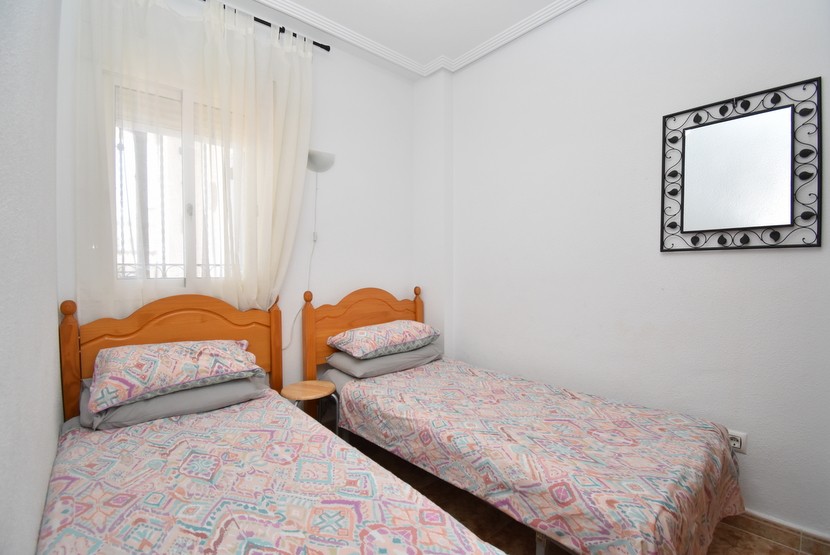 Apartamento de 2 dormitorios en Punta Prima