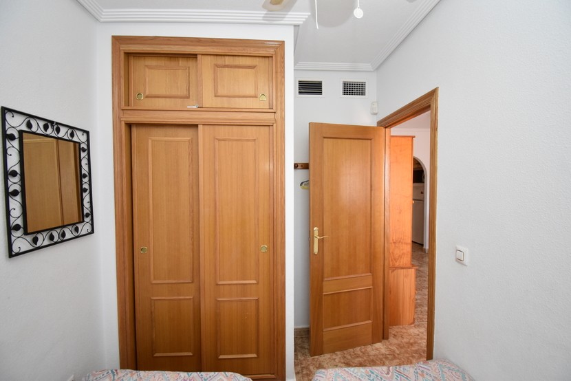 Apartamento de 2 dormitorios en Punta Prima