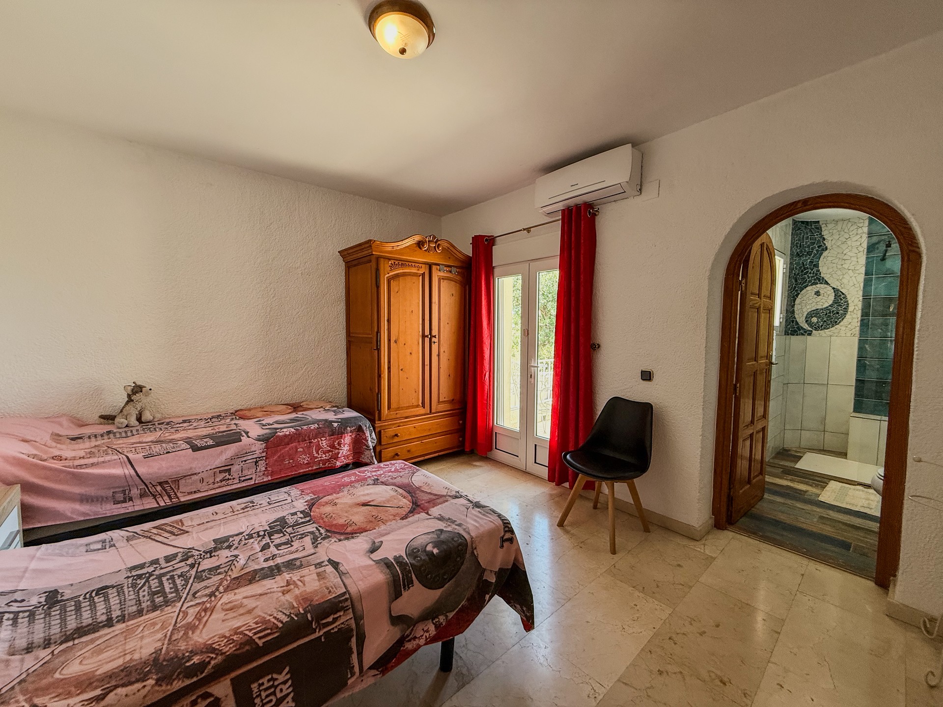 Villa mit 5 Schlafzimmern in Pedreguer