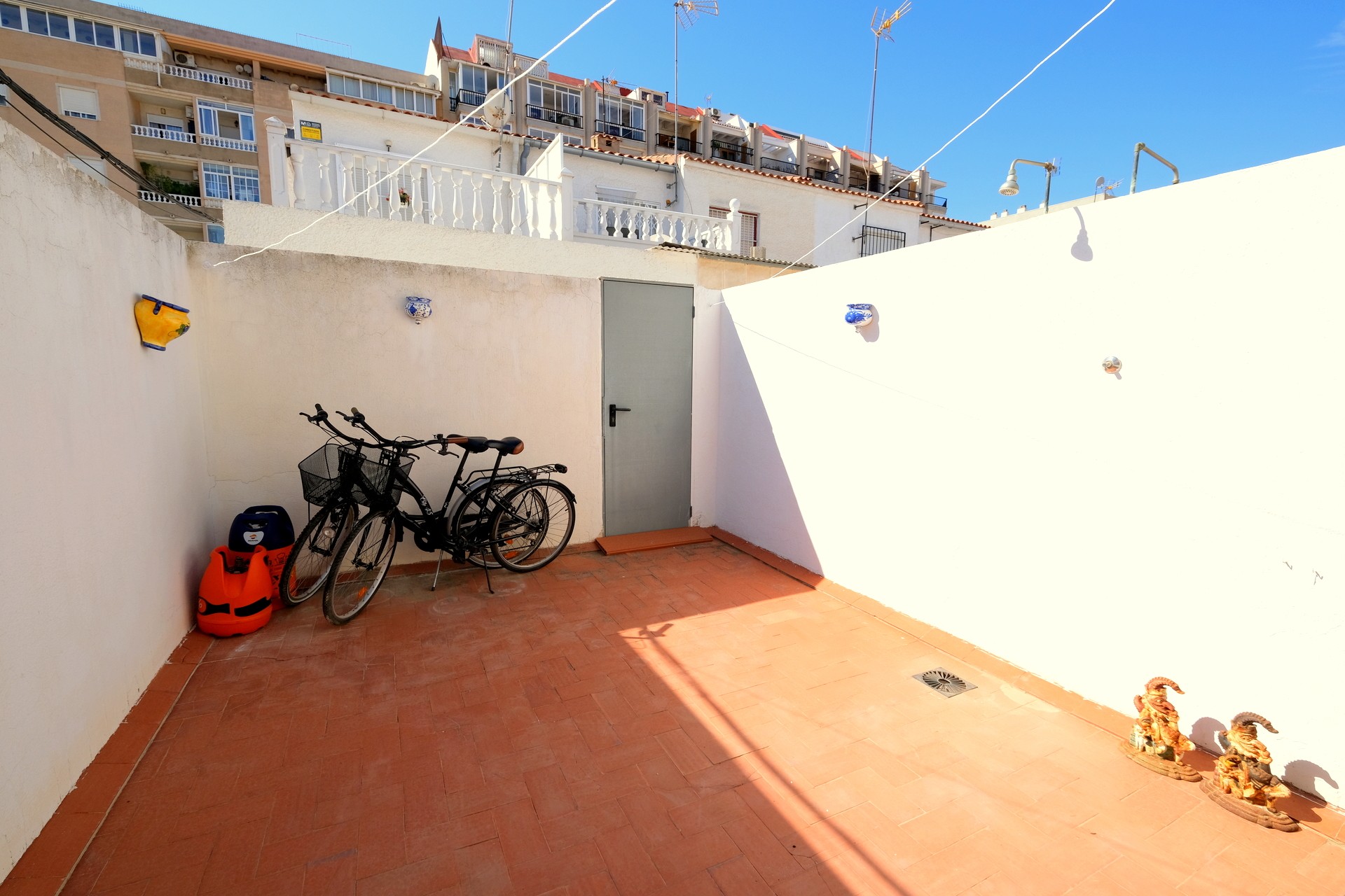 2 Bedroom Townhouse in Torrevieja