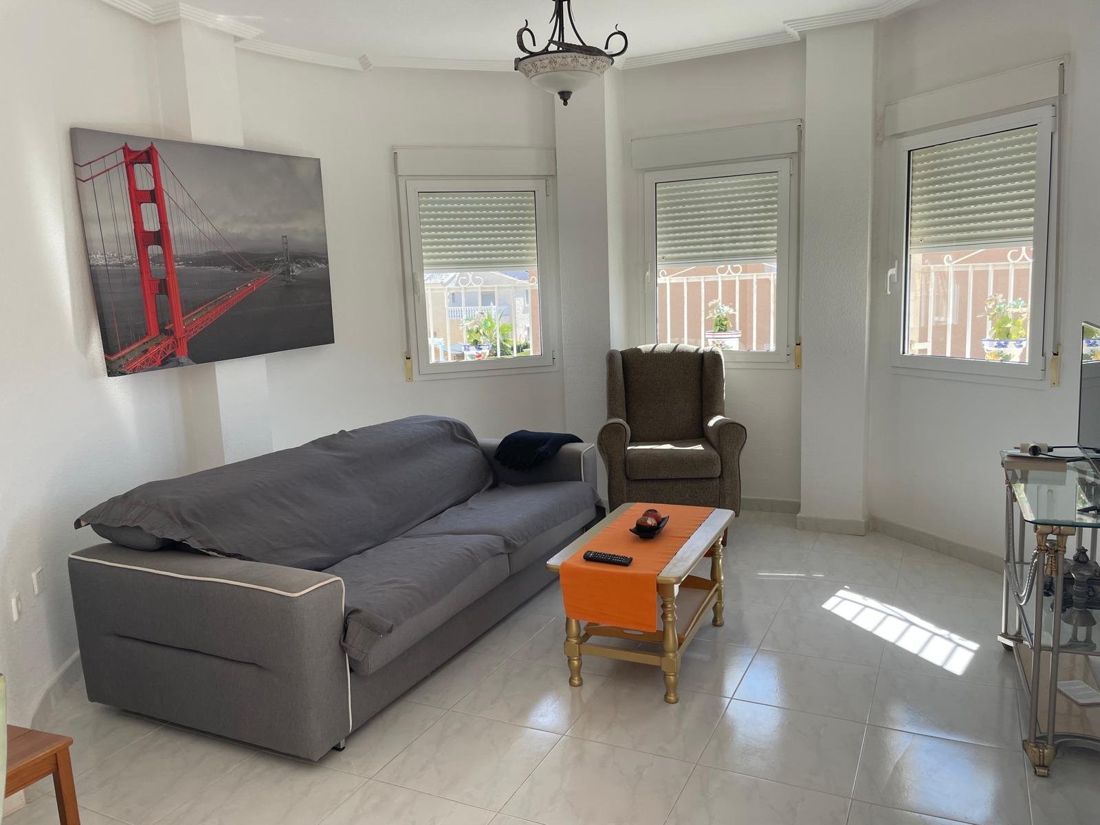 Villa de 4 dormitorios en La Zenia