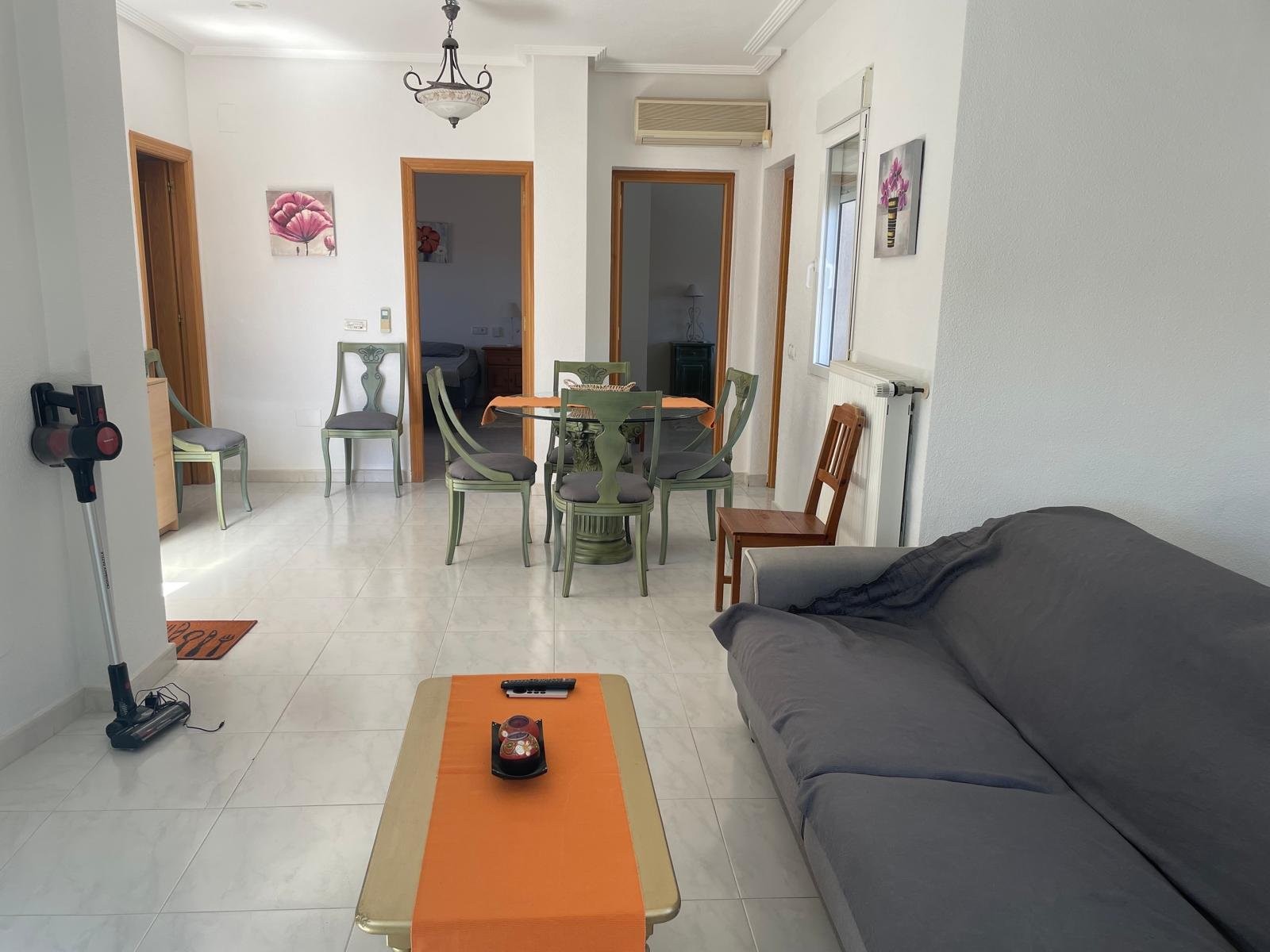 Villa de 4 dormitorios en La Zenia