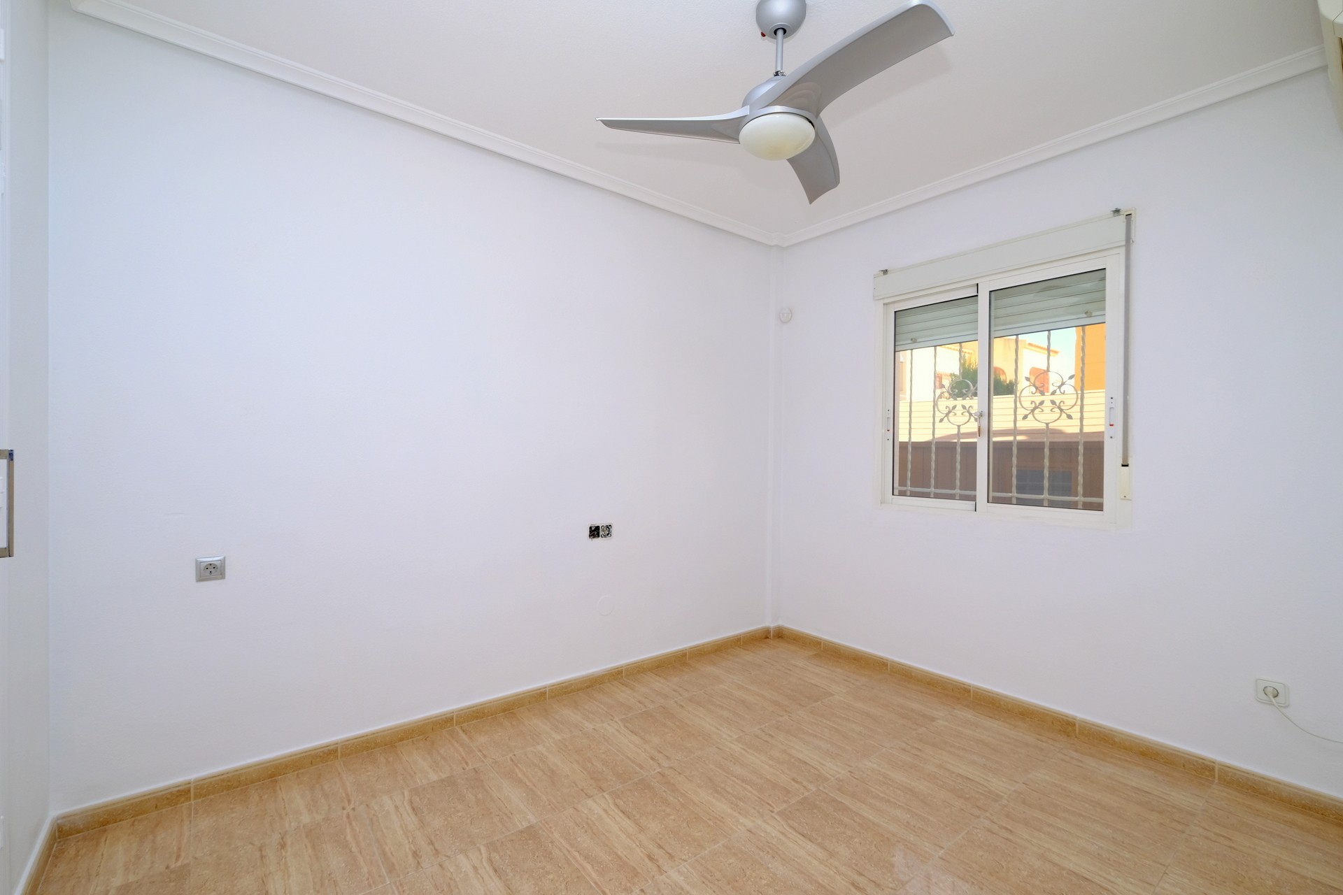 Bungalow z 2 sypialniami w Villamartin