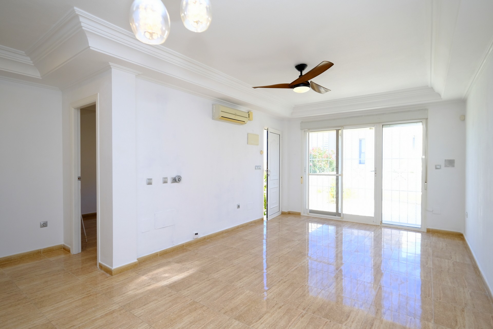 Bungalow z 2 sypialniami w Villamartin