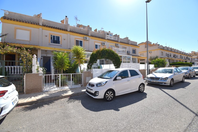 2 Bedroom Townhouse in Villamartin