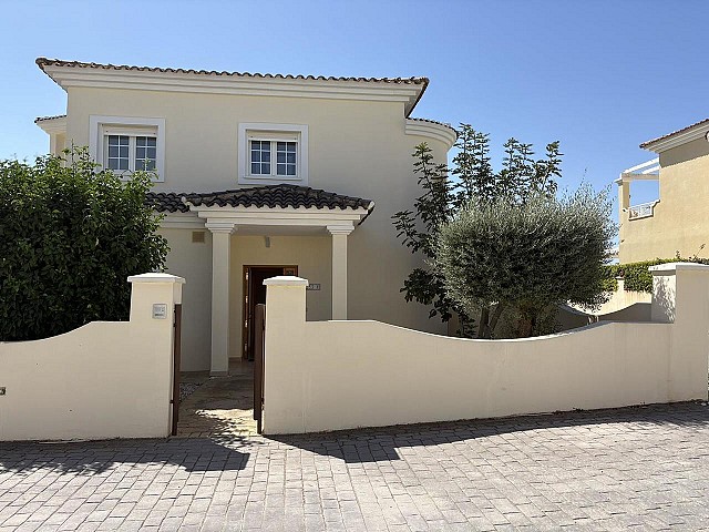 Villa mit 3 Schlafzimmern in Altaona Golf