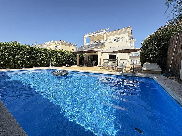 Villa mit 3 Schlafzimmern in Altaona Golf