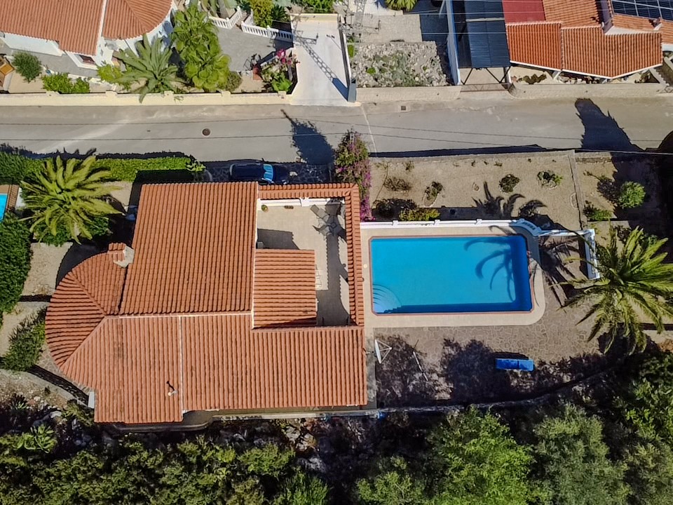 Willa z 4 sypialniami w Orbie