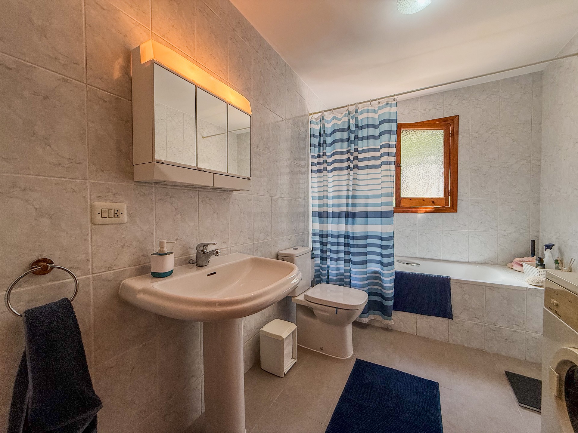 Willa z 4 sypialniami w Orbie