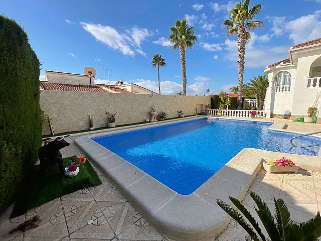 Villa de 4 dormitorios en Ciudad Quesada