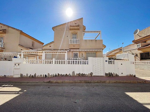 Chalet de 2 dormitorios en Ciudad Quesada