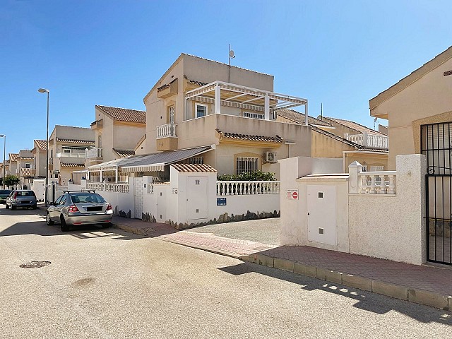 Chalet de 2 dormitorios en Ciudad Quesada