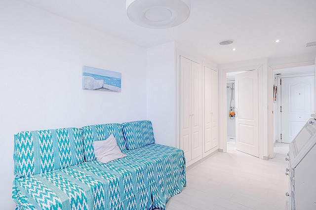 Appartement met 4 slaapkamers in Javea