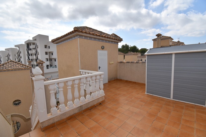 3 slaapkamer townhouse in Villamartin