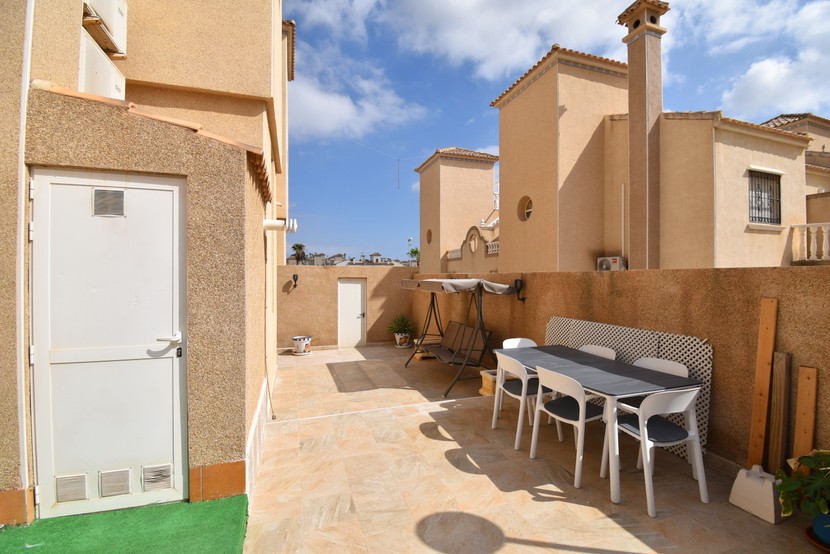 3 slaapkamer townhouse in Villamartin