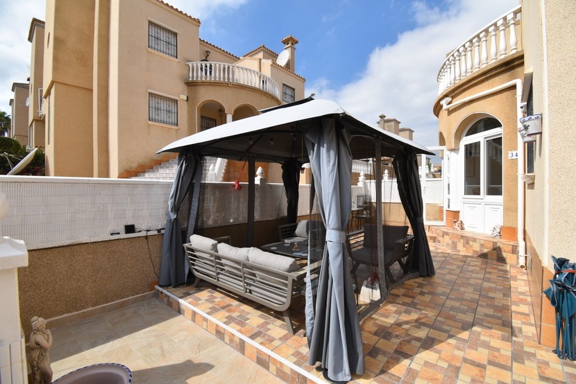 3 slaapkamer townhouse in Villamartin