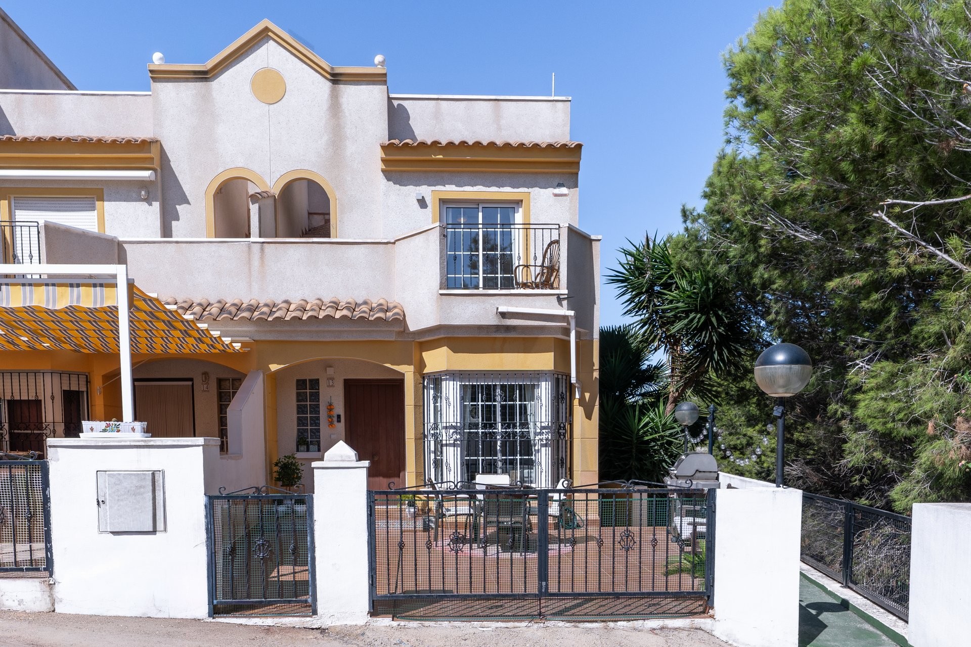 Kamienica z 2 sypialniami w Los Altos