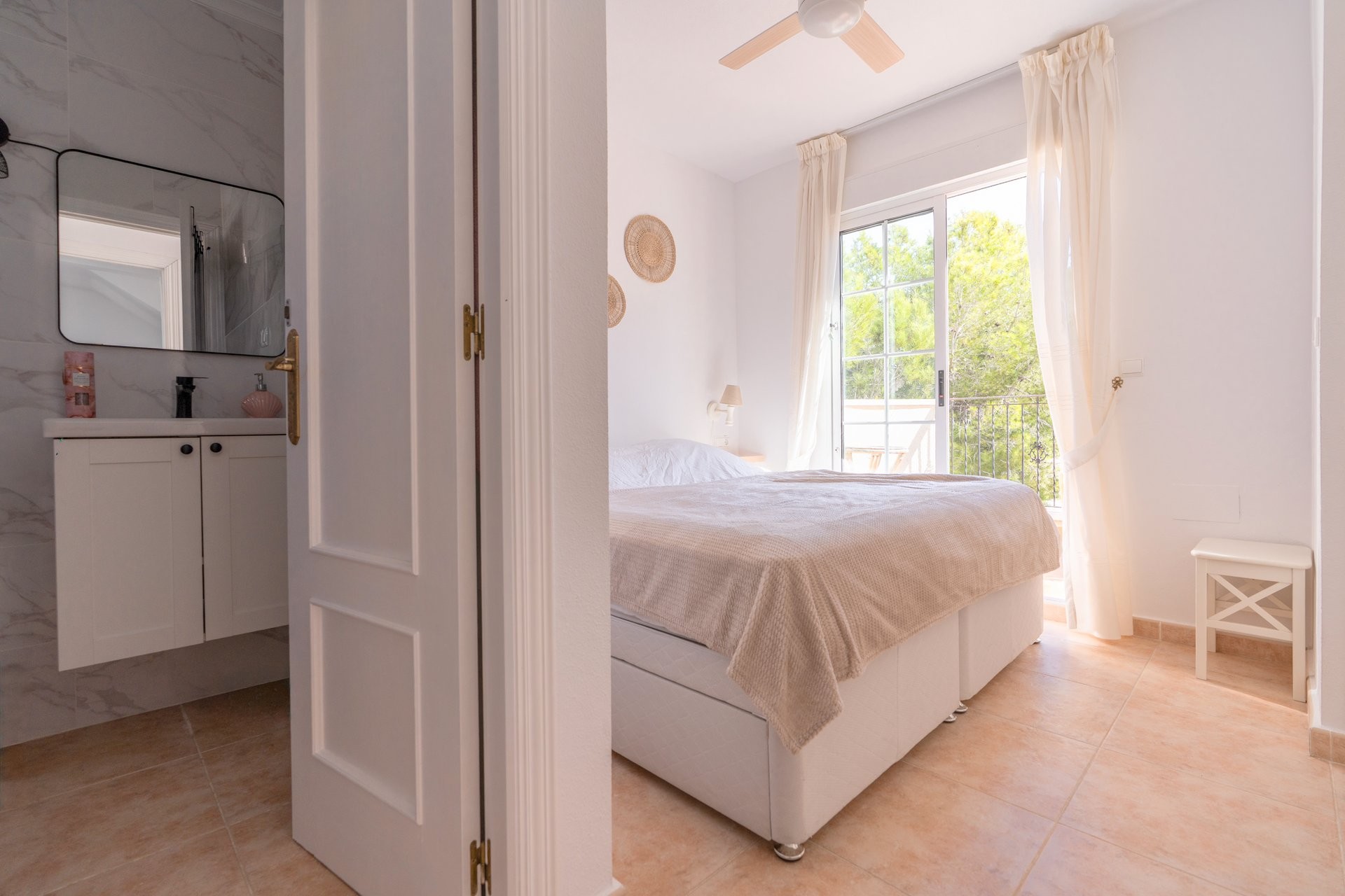 Kamienica z 2 sypialniami w Los Altos