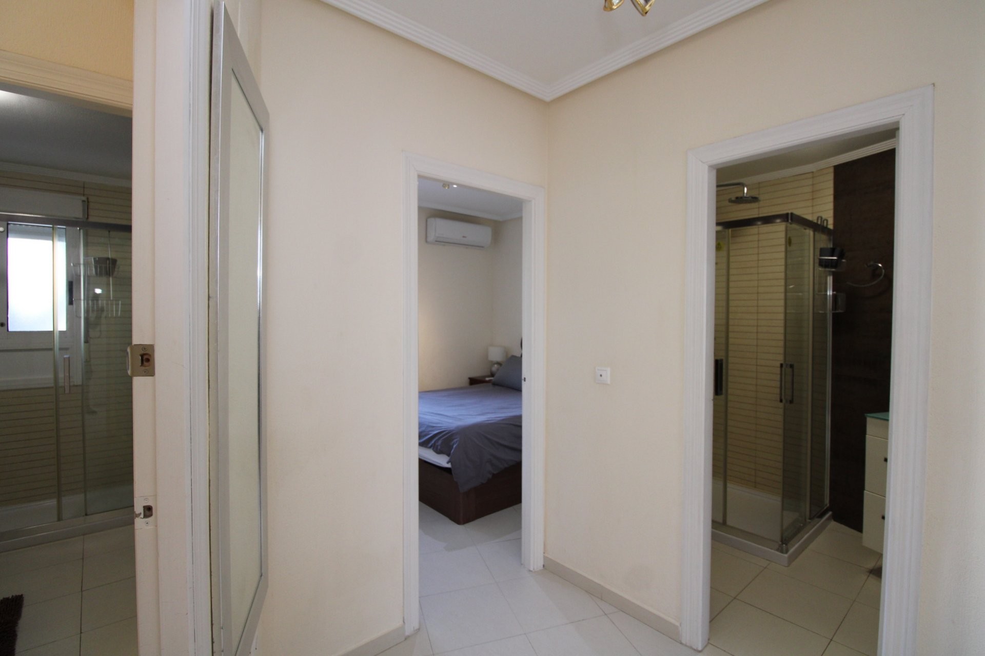 3-Schlafzimmer-Wohnung in Villamartin