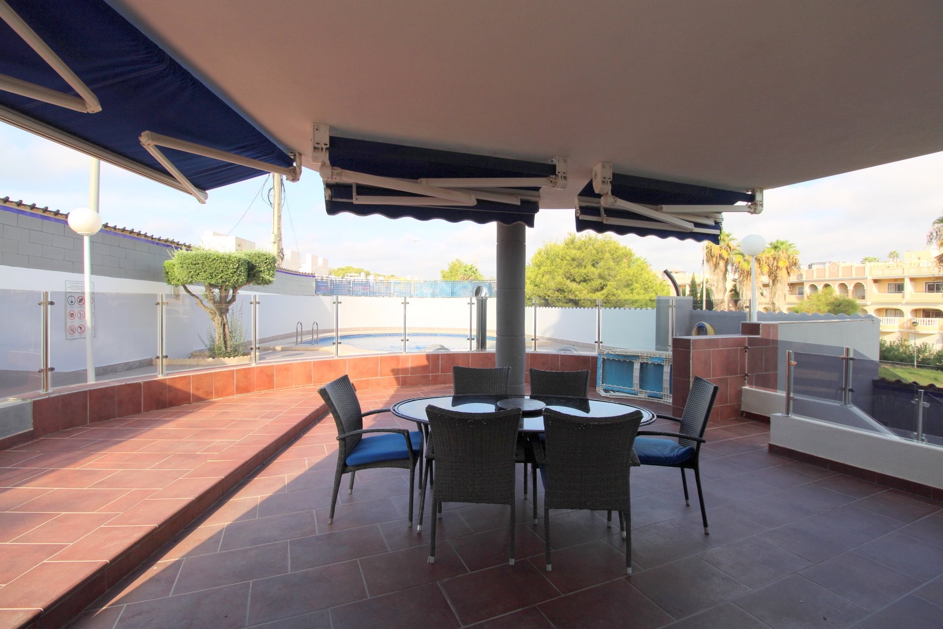 3-Schlafzimmer-Wohnung in Villamartin