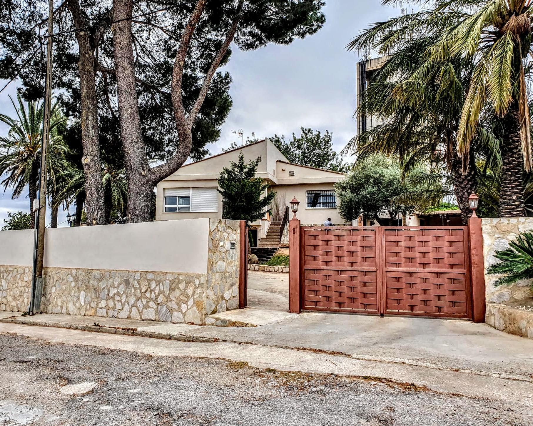 Willa z 4 sypialniami w Alberic