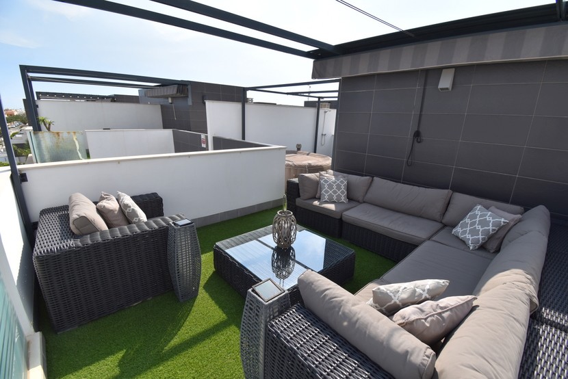 Kamienica z 3 sypialniami w Torre de la Horadada