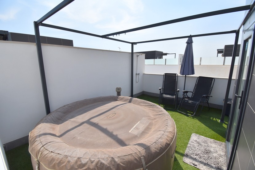 Kamienica z 3 sypialniami w Torre de la Horadada