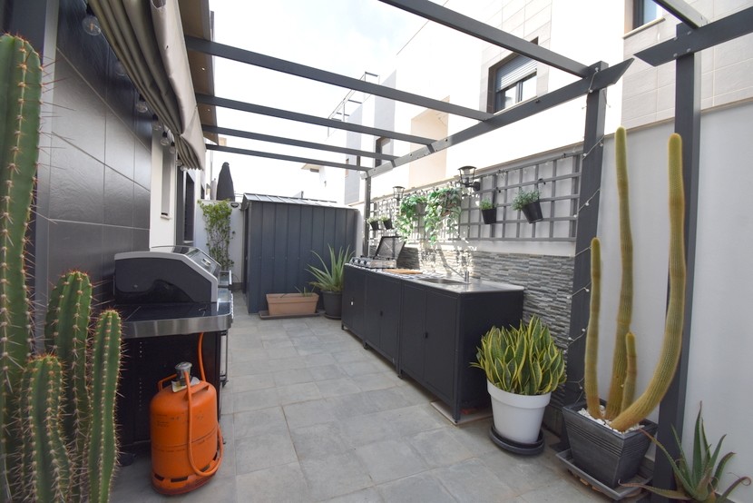 Kamienica z 3 sypialniami w Torre de la Horadada