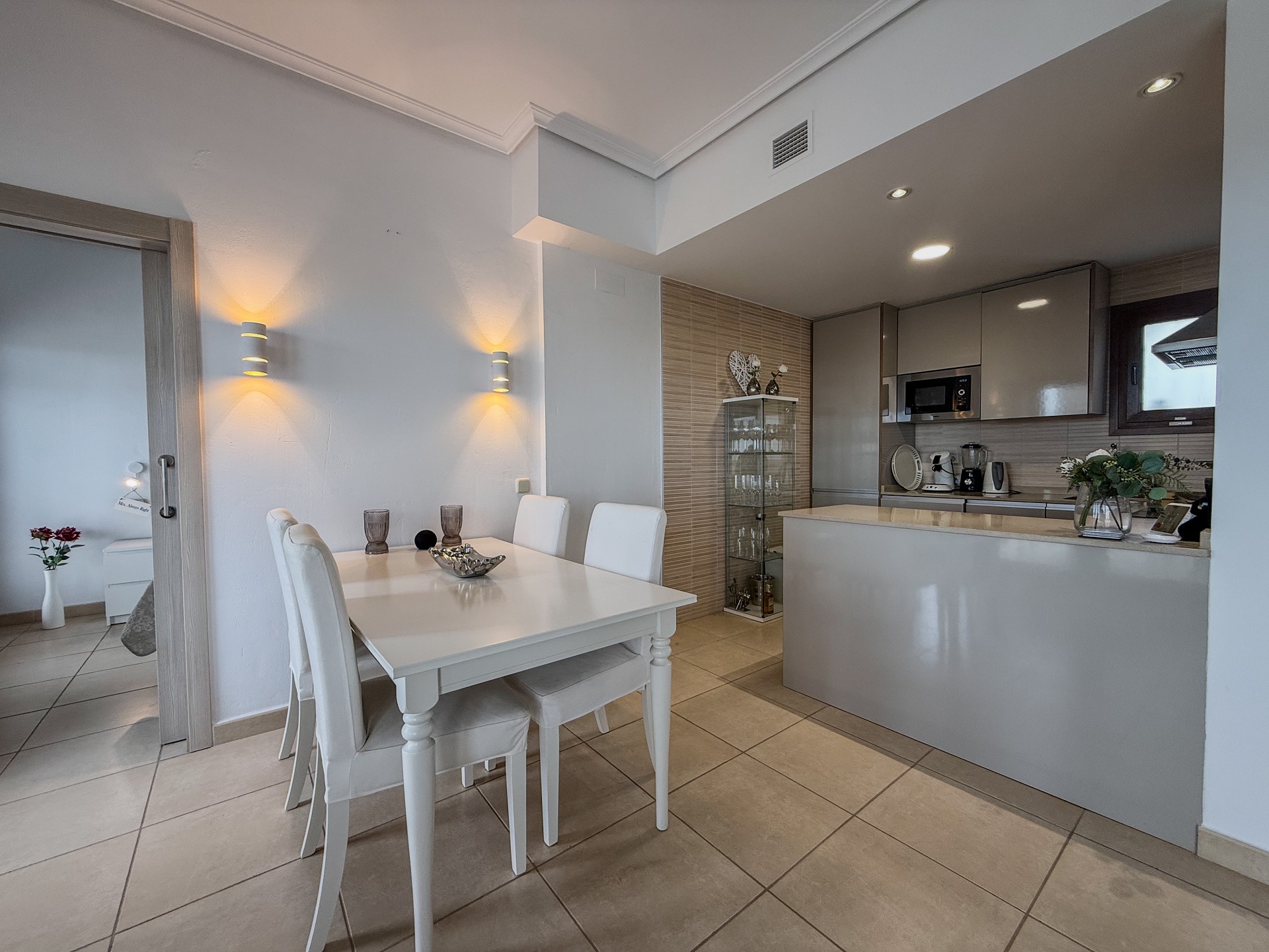 2 Bedroom Apartment in Xeresa