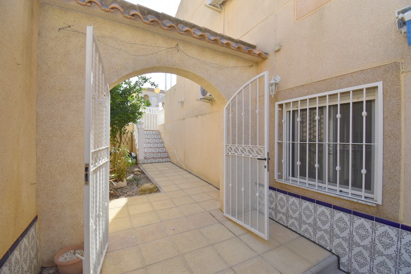 Villa mit 3 Schlafzimmern in Villamartin