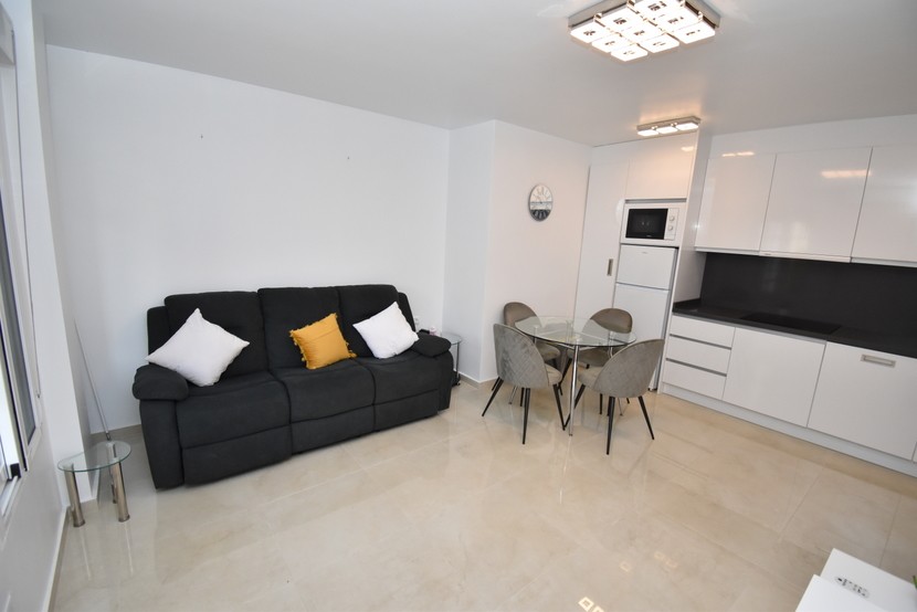Apartament z 2 sypialniami w Torrevieja