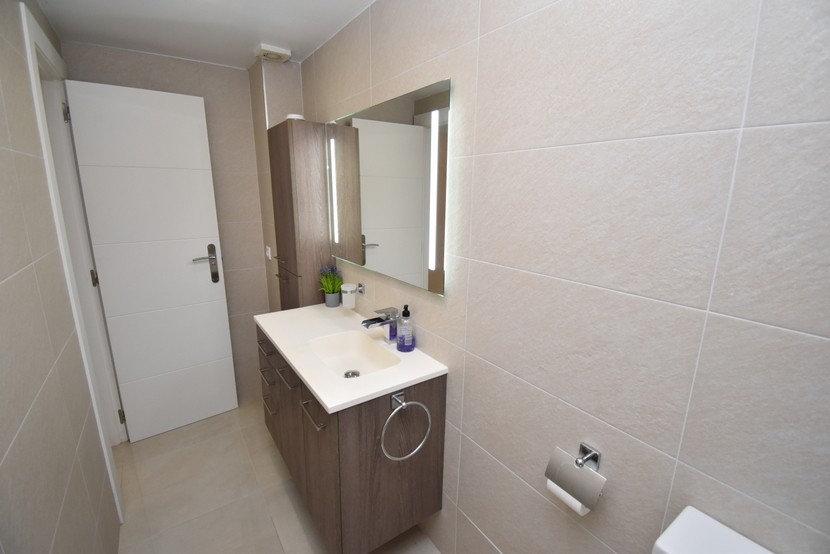 Apartament z 2 sypialniami w Torrevieja