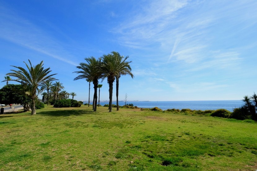 Apartament z 2 sypialniami w Torrevieja