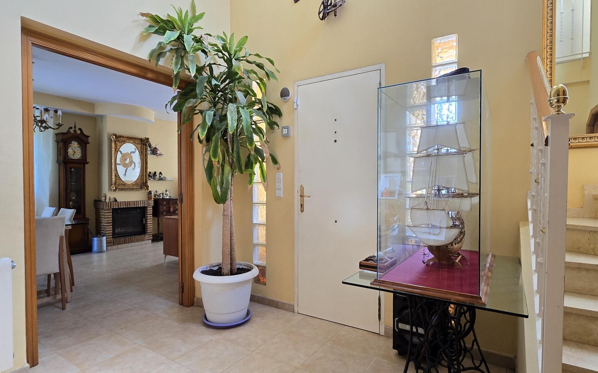 5 Bedroom Villa in Riba Roja del Turia