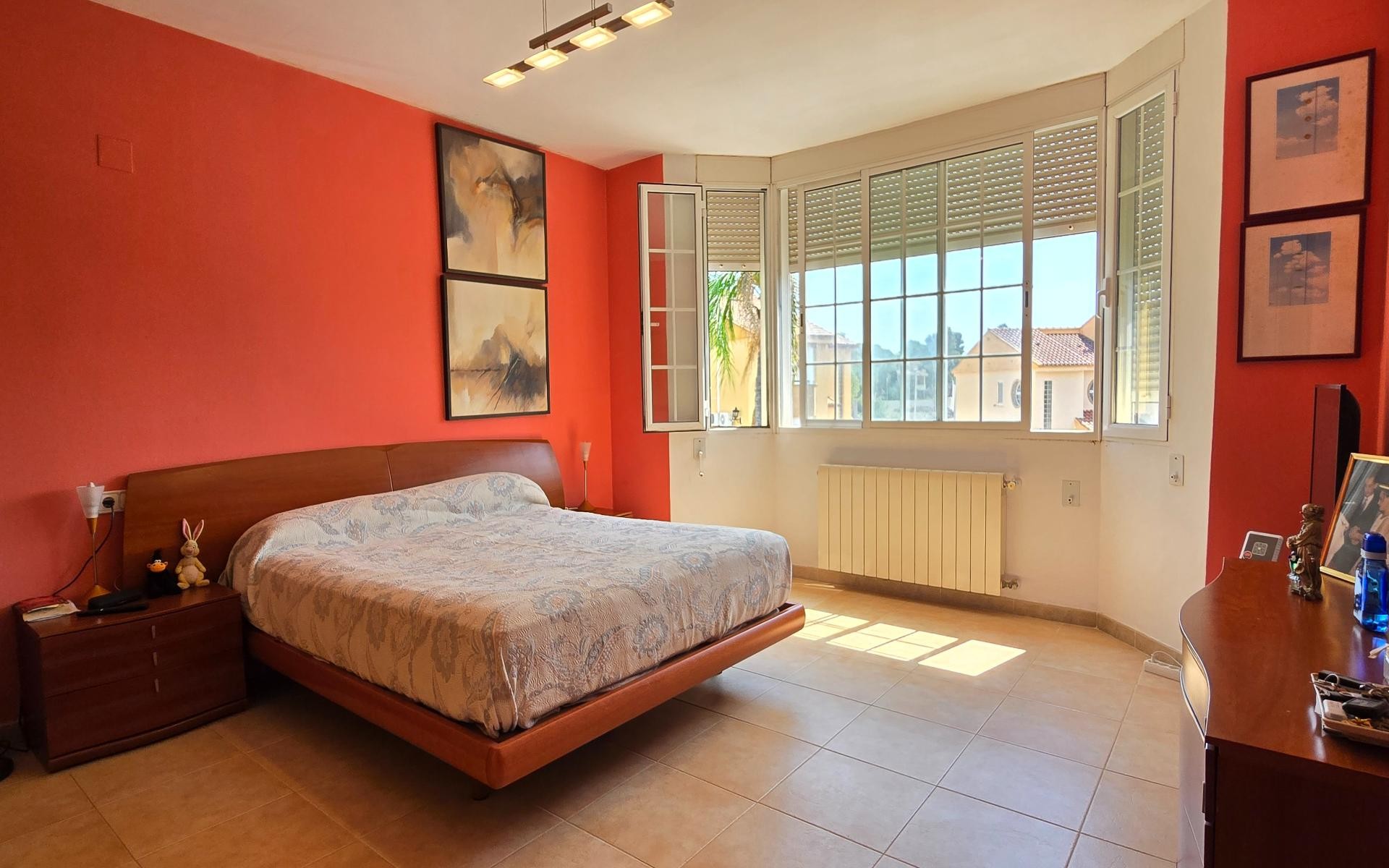 5 Bedroom Villa in Riba Roja del Turia