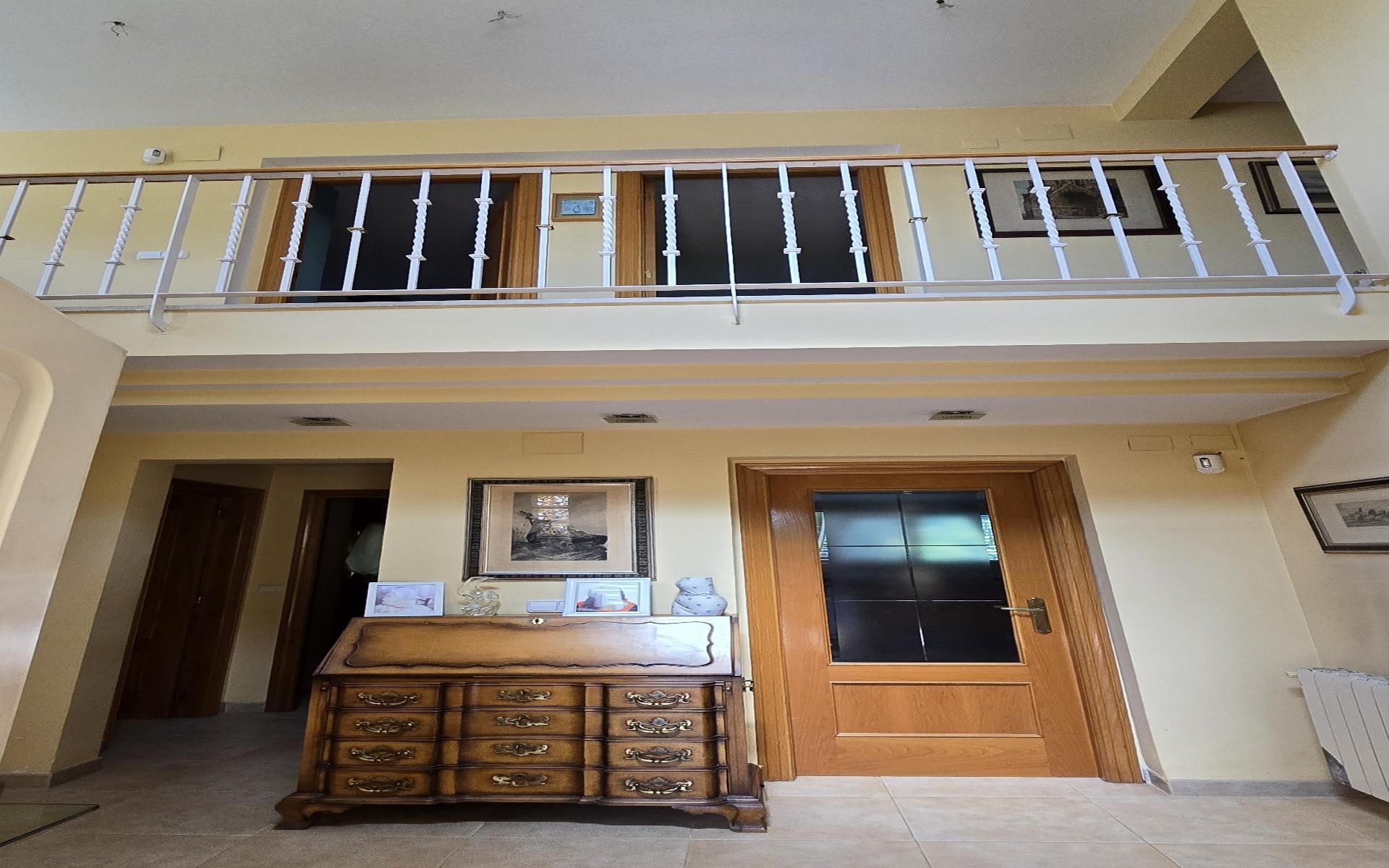 5 Bedroom Villa in Riba Roja del Turia