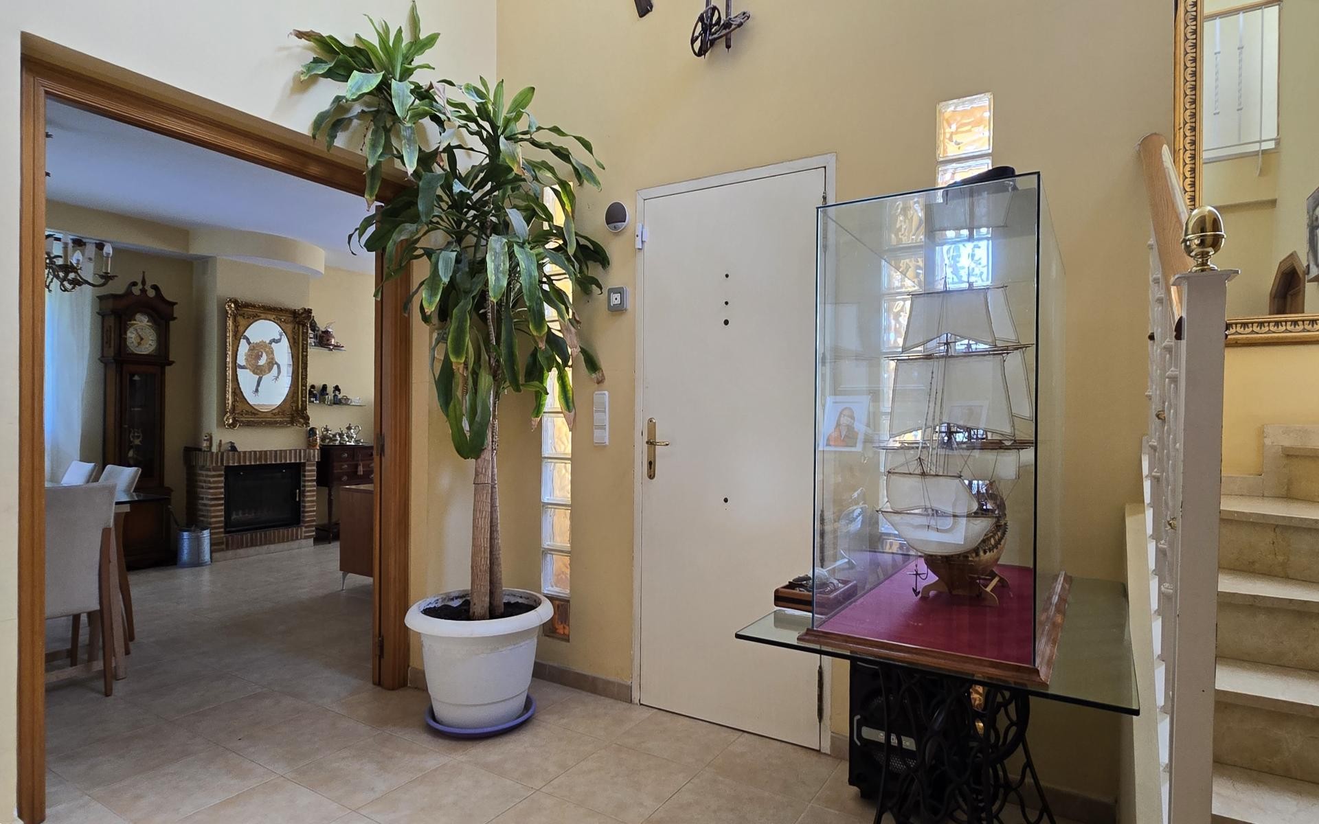 5 Bedroom Villa in Riba Roja del Turia