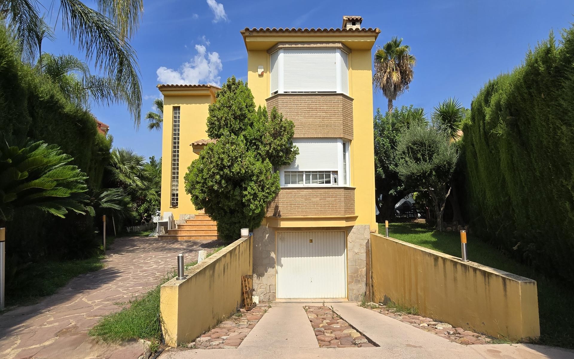 5 Bedroom Villa in Riba Roja del Turia