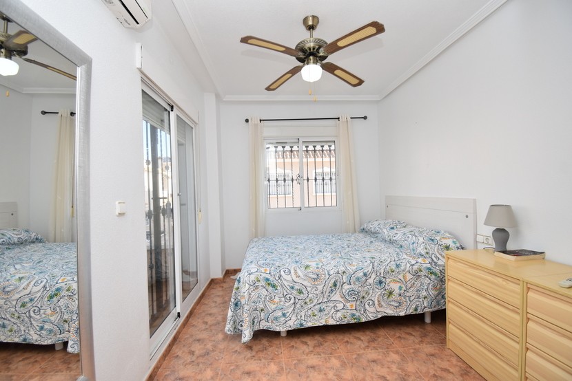 Adosado de 2 dormitorios en Cabo Roig