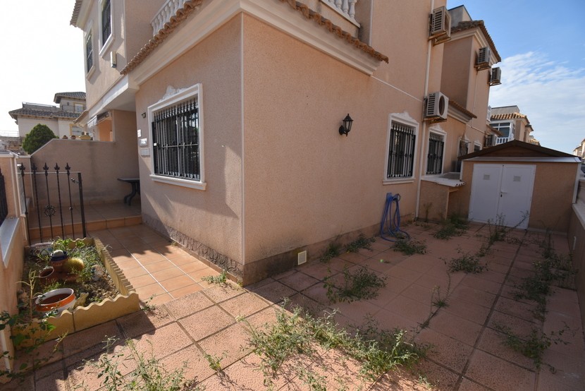 Adosado de 2 dormitorios en Cabo Roig