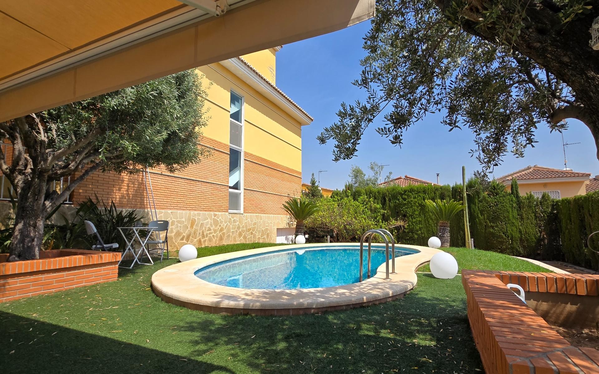 5 Bedroom Villa in Riba Roja del Turia