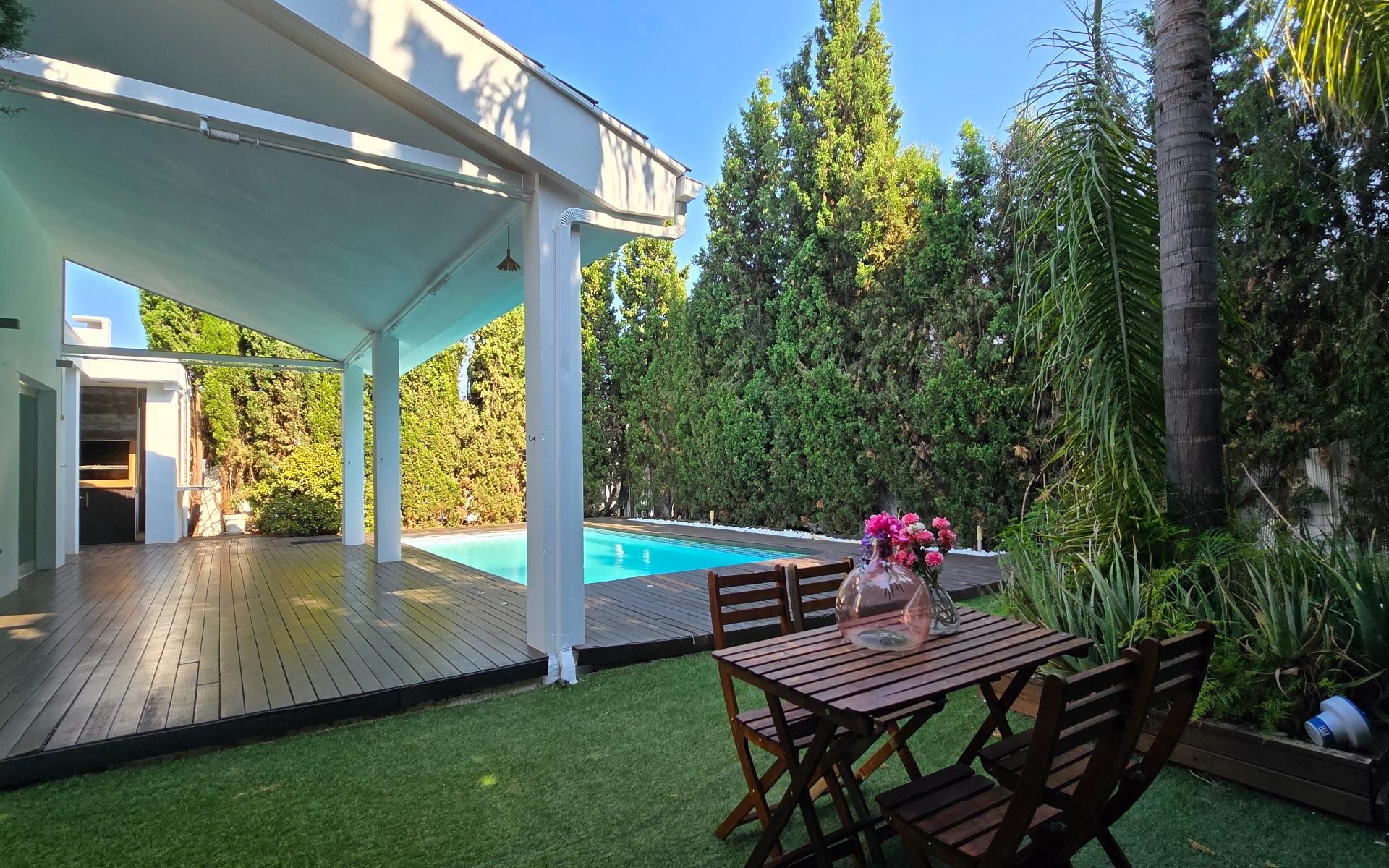 5 Bedroom Villa in La Cañada