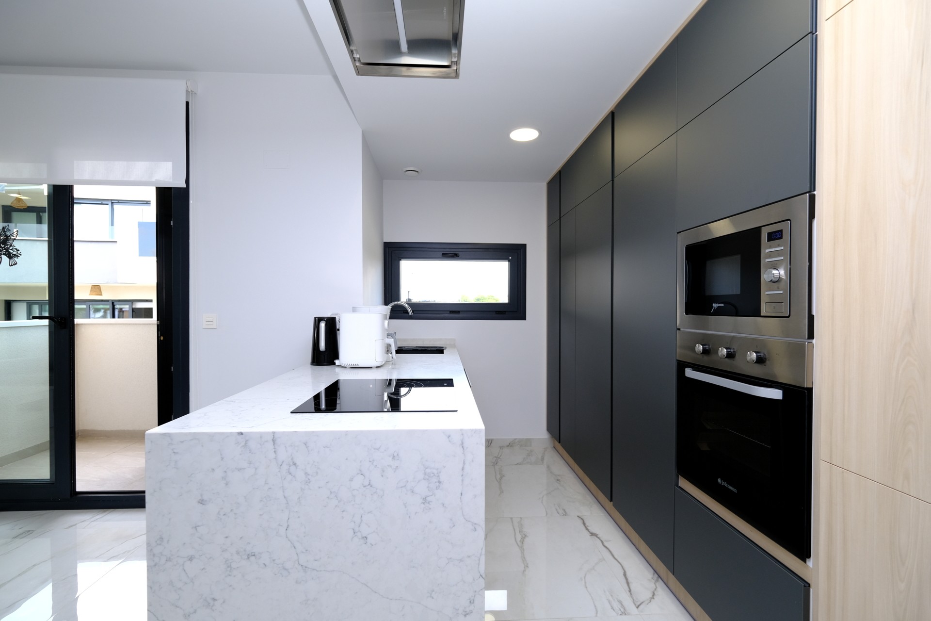 Apartament z 2 sypialniami w Villamartin