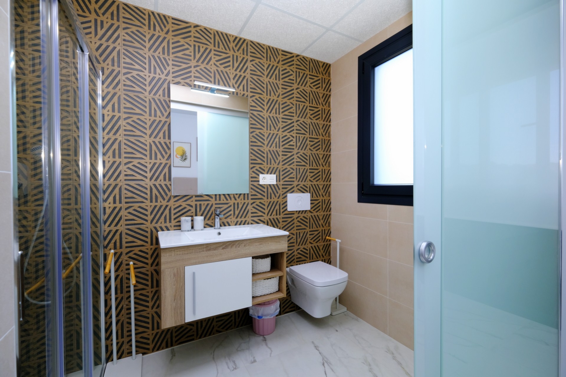 Apartament z 2 sypialniami w Villamartin