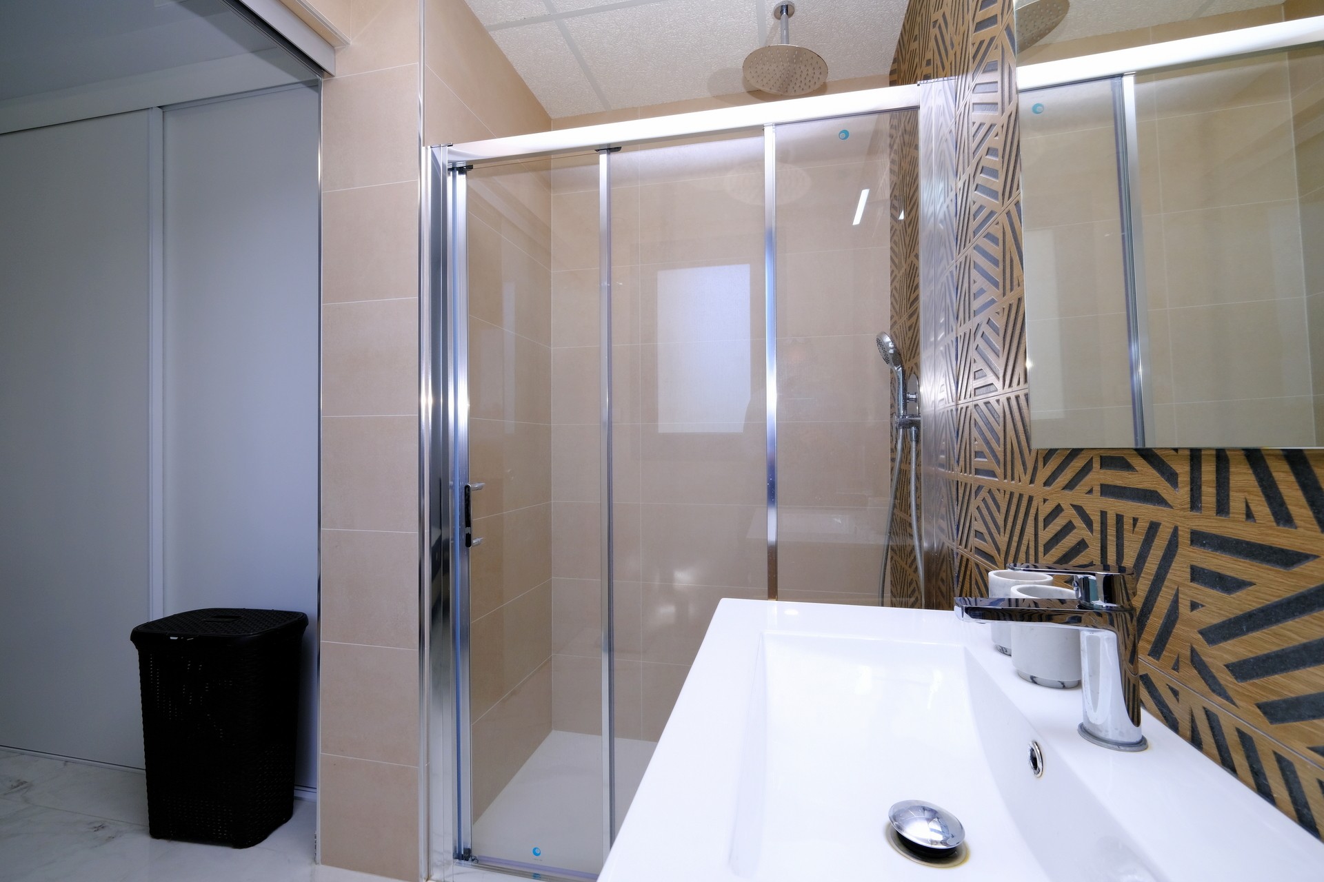 Apartament z 2 sypialniami w Villamartin