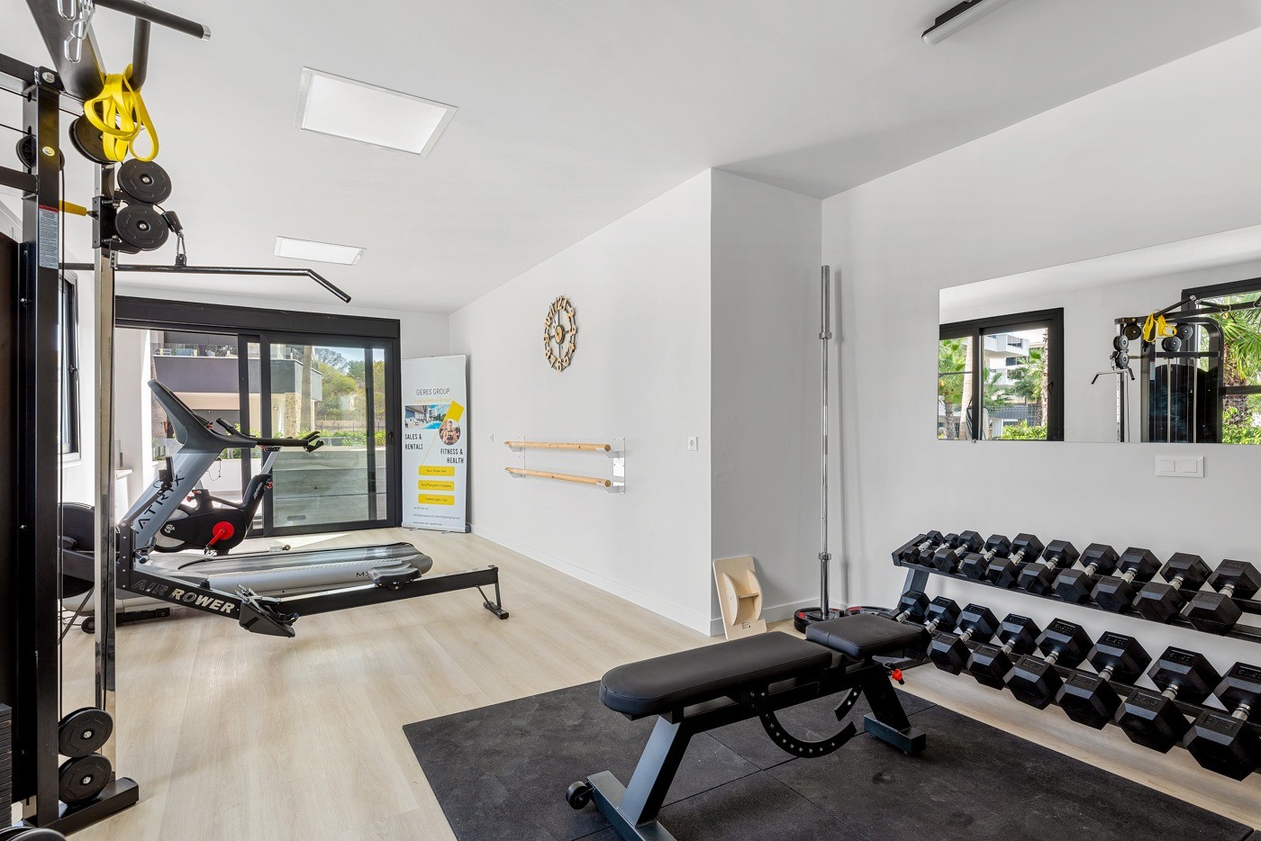 Apartament z 2 sypialniami w Villamartin