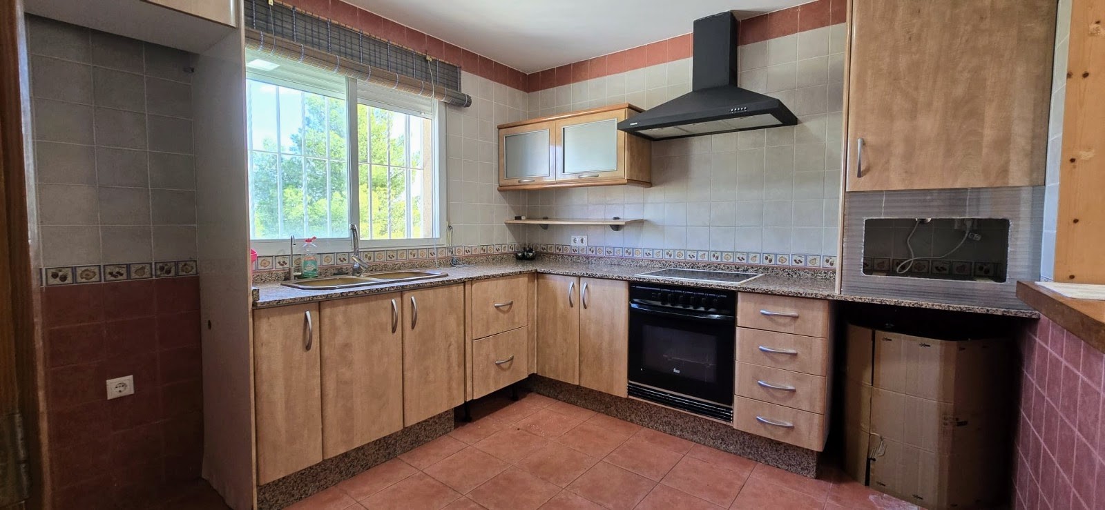 Villa mit 4 Schlafzimmern in Montroy